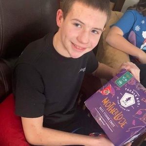 Meet your Posher, Dana